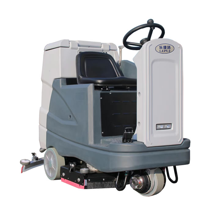 L860C全自动双刷驾驶式洗地机